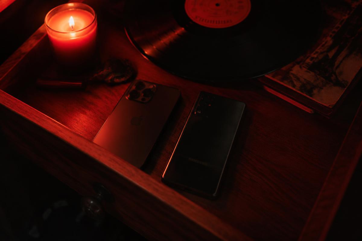 Illustration for the story “We put our phones away for one night.”